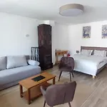 Máré-vára Casa de hóspedes 4*
