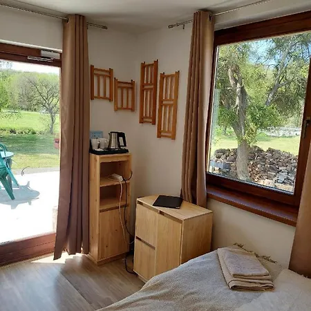 Mare-vara Vendeghaz Guest house