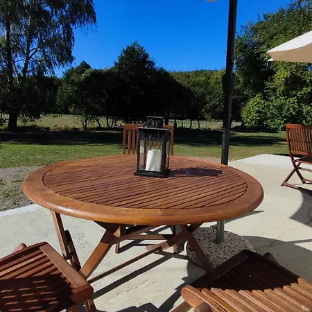 Mare-vara Vendeghaz بيت ضيافة Magyaregregy